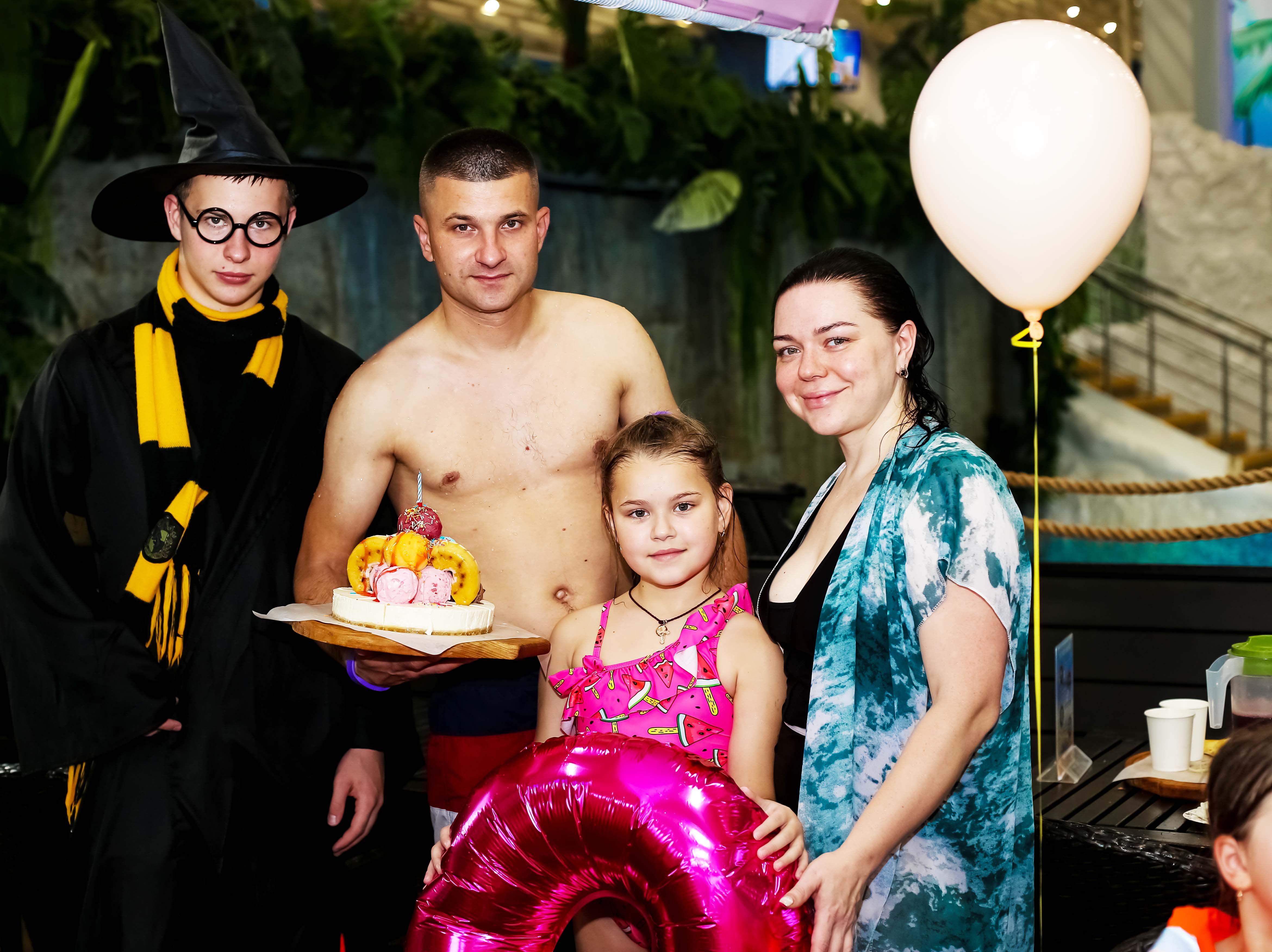 Как отметить день рождения в аквапарке?