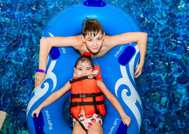 Куда сходить на весенних каникулах с детьми: план идеального отдыха