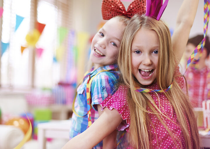 Тройное комбо веселья в аквапарке «Фэнтази»: 3 новых шоу для самого крутого Дня рождения!